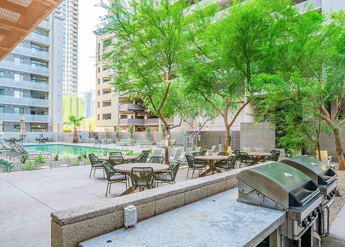 Stunning 2bd - Dt- Gym, Pool, Parking Sleep8 Apartamento *